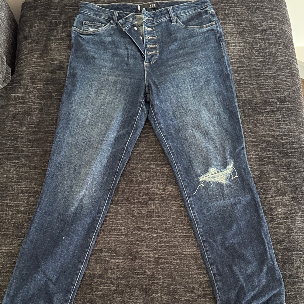 Kut from the Kloth Distressed Blue Skinny Jeans